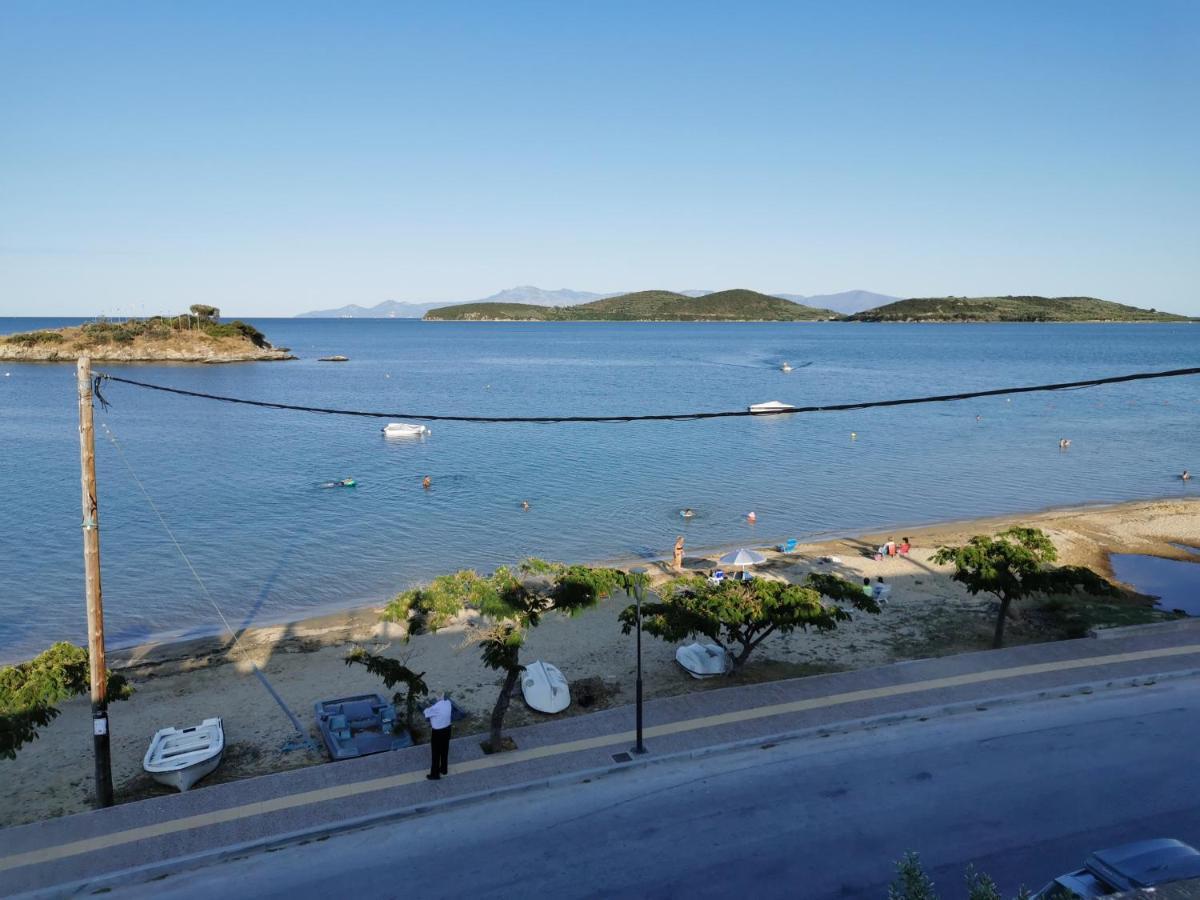 Villa Tasos Néa Péramos Bagian luar foto