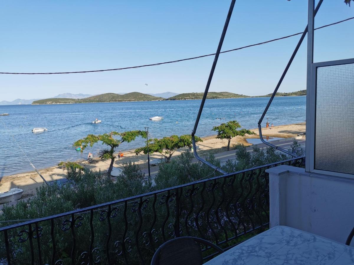 Villa Tasos Néa Péramos Bagian luar foto