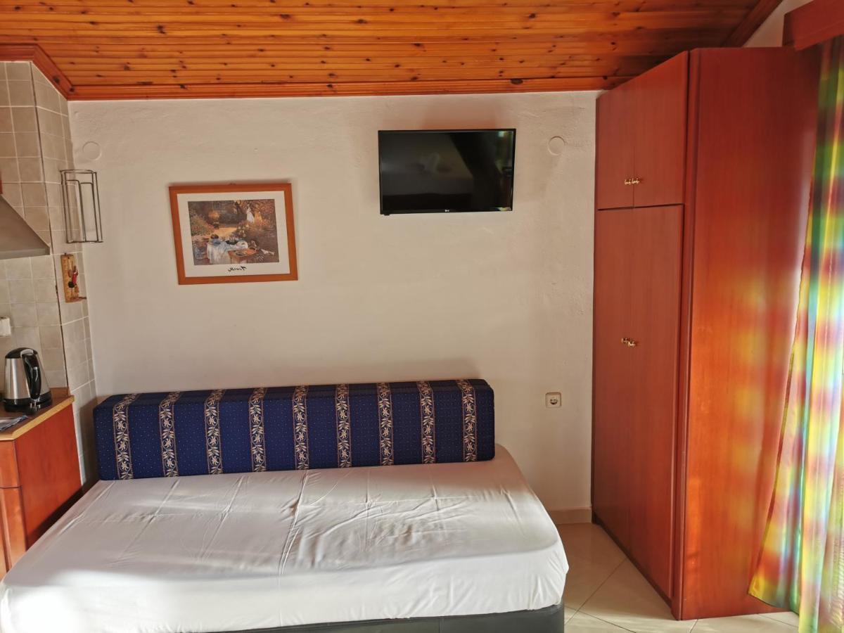 Villa Tasos Néa Péramos Bagian luar foto