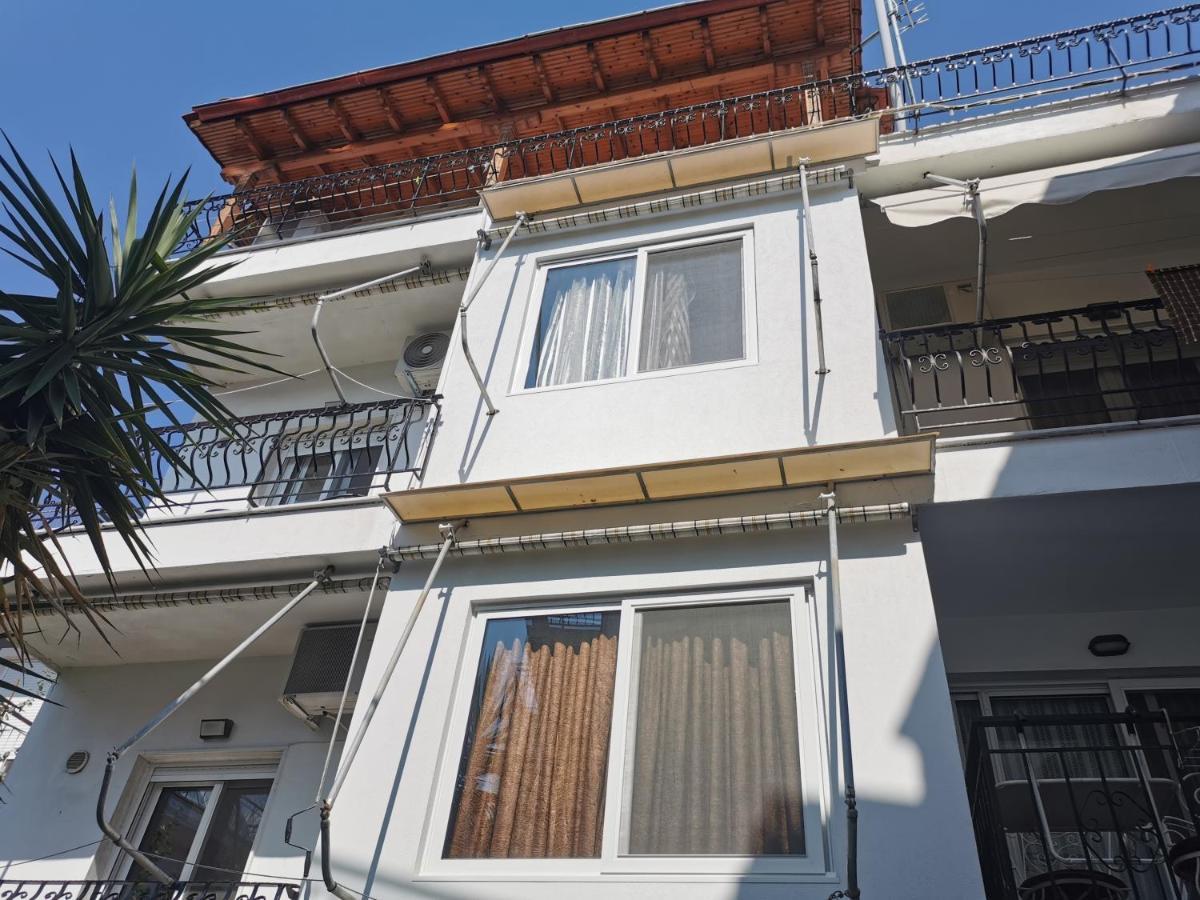 Villa Tasos Néa Péramos Bagian luar foto
