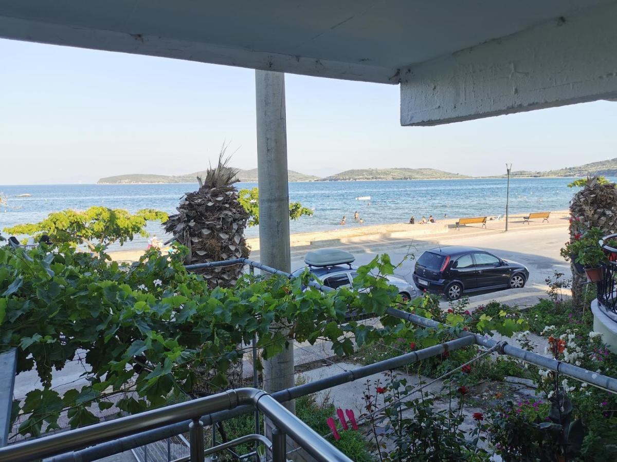 Villa Tasos Néa Péramos Bagian luar foto
