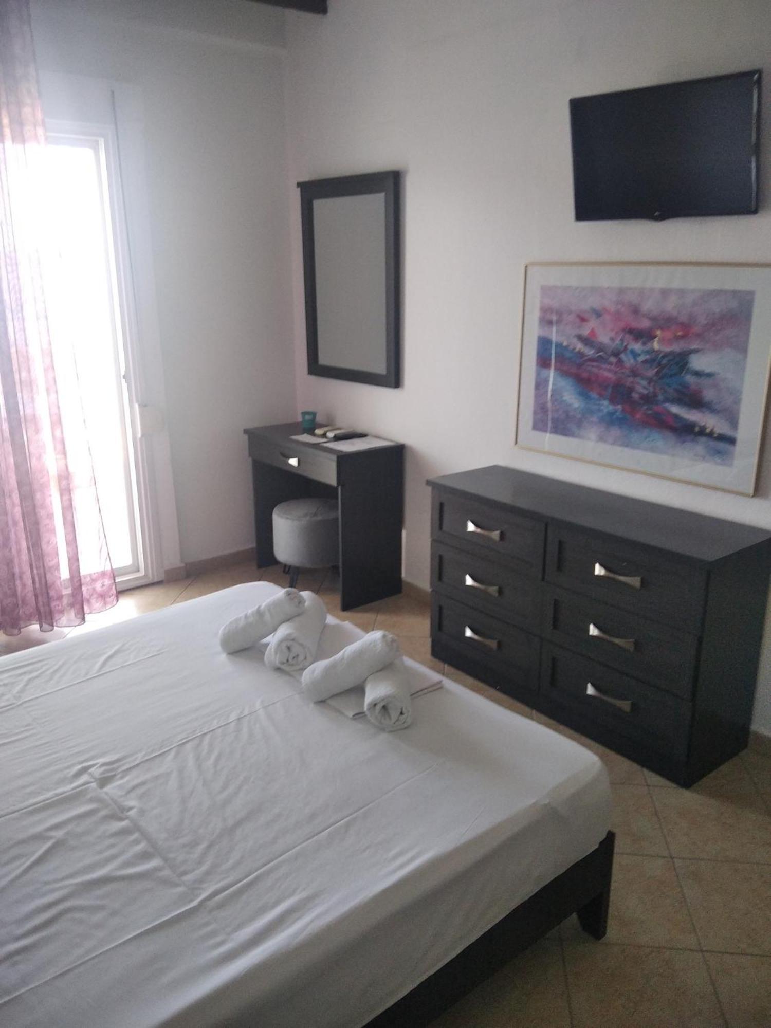 Villa Tasos Néa Péramos Bagian luar foto